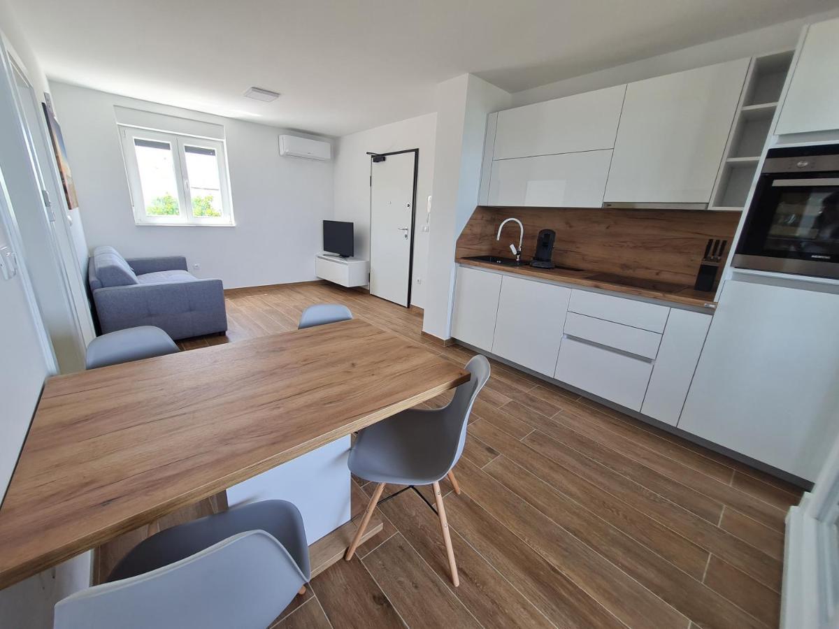 Apartmani Adria Nin Exteriör bild