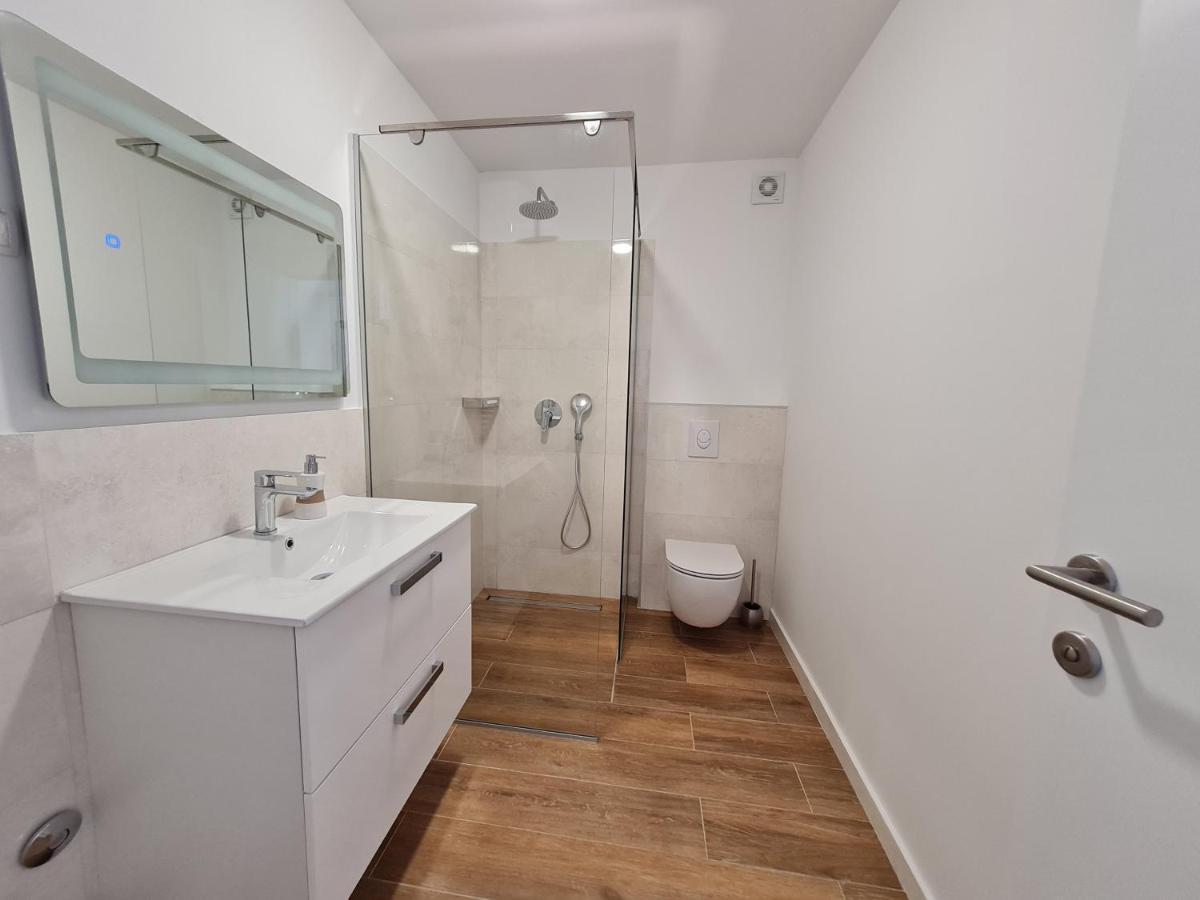 Apartmani Adria Nin Exteriör bild